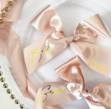 Load image into Gallery viewer, Oversized Bow Place Cards