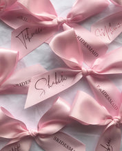 Load image into Gallery viewer, Oversized Bow Place Cards